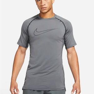 Men’s Nike Pro Dri-Fit T-Shirt - Gray size large